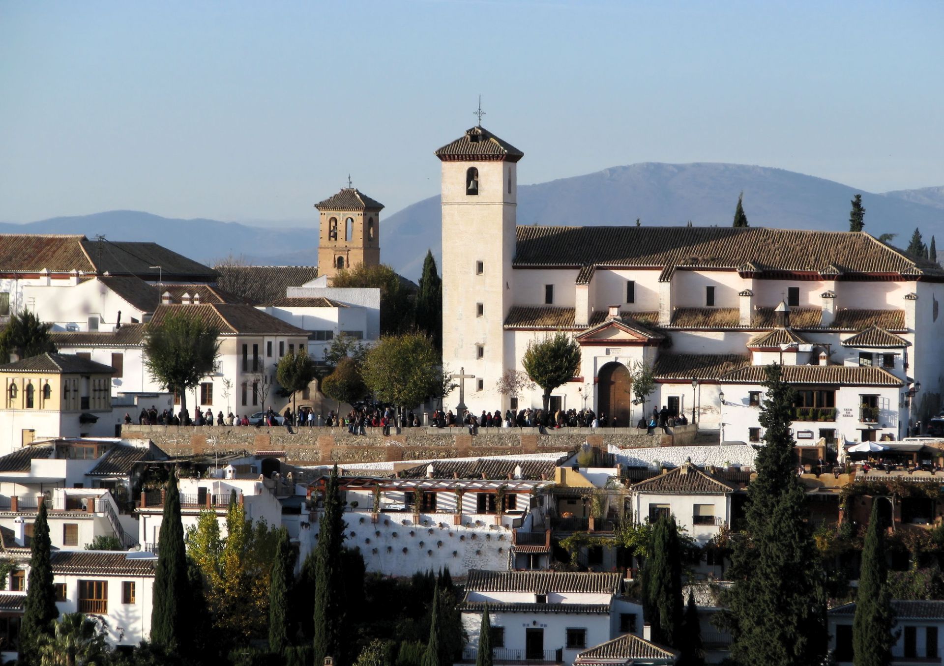 2 Entradas Alhambra & 1 Audioguía Turística - Alojamientos en Granada