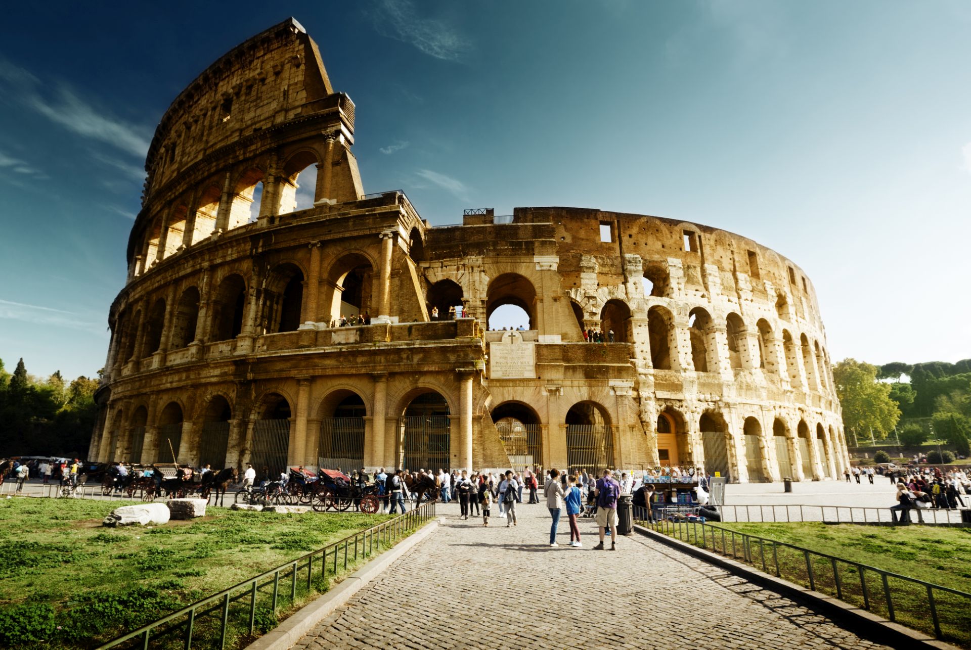 A Day Trip to Rome by High Speed Train with Colosseum & Roman Forum Guided Tour from Florence - Alojamientos en Florence