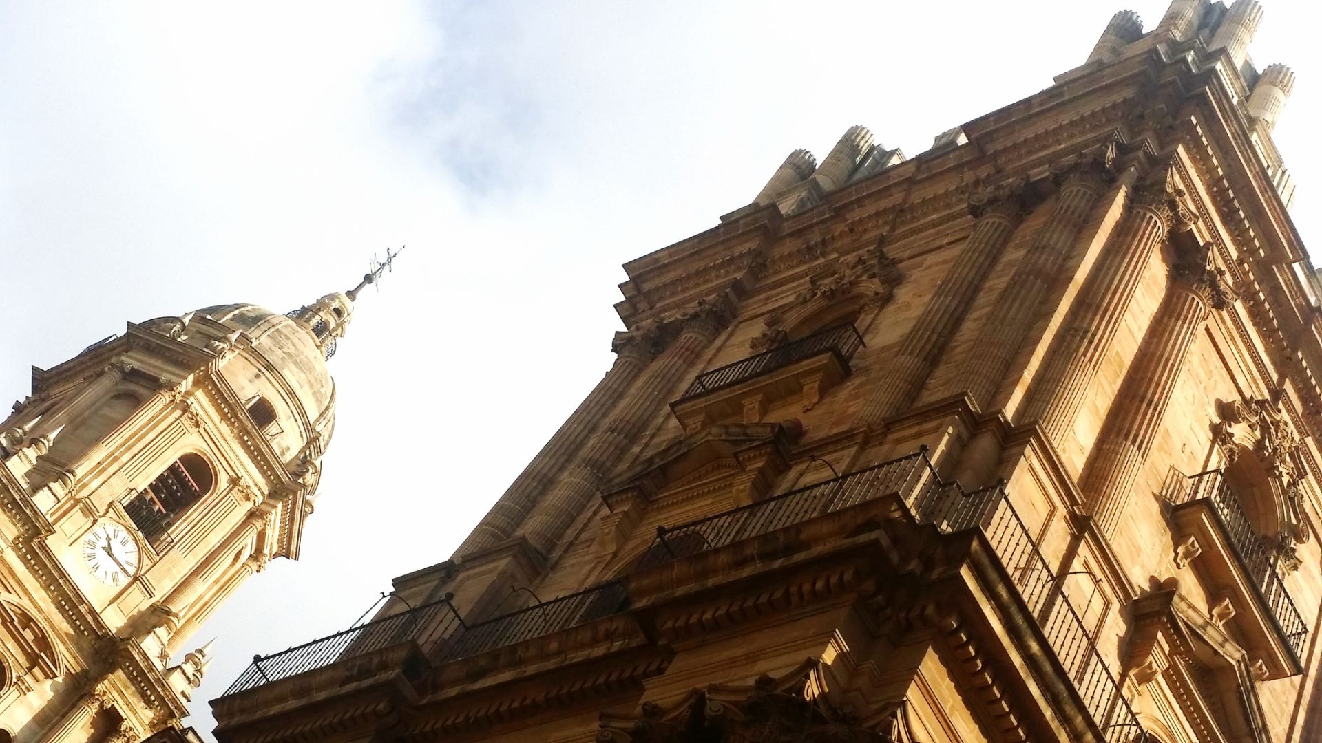 Panoramic Malaga Half Day Tour - Alojamientos en Málaga