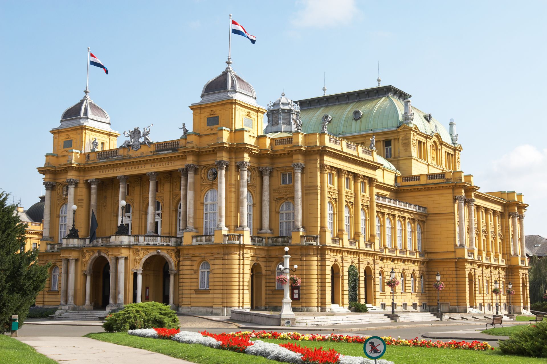 Estancia en Dubrovnik - 3 Países - 05 Días / 04 Noches (Habitación Doble Categoría 4) - Alojamientos en Dubrovnik