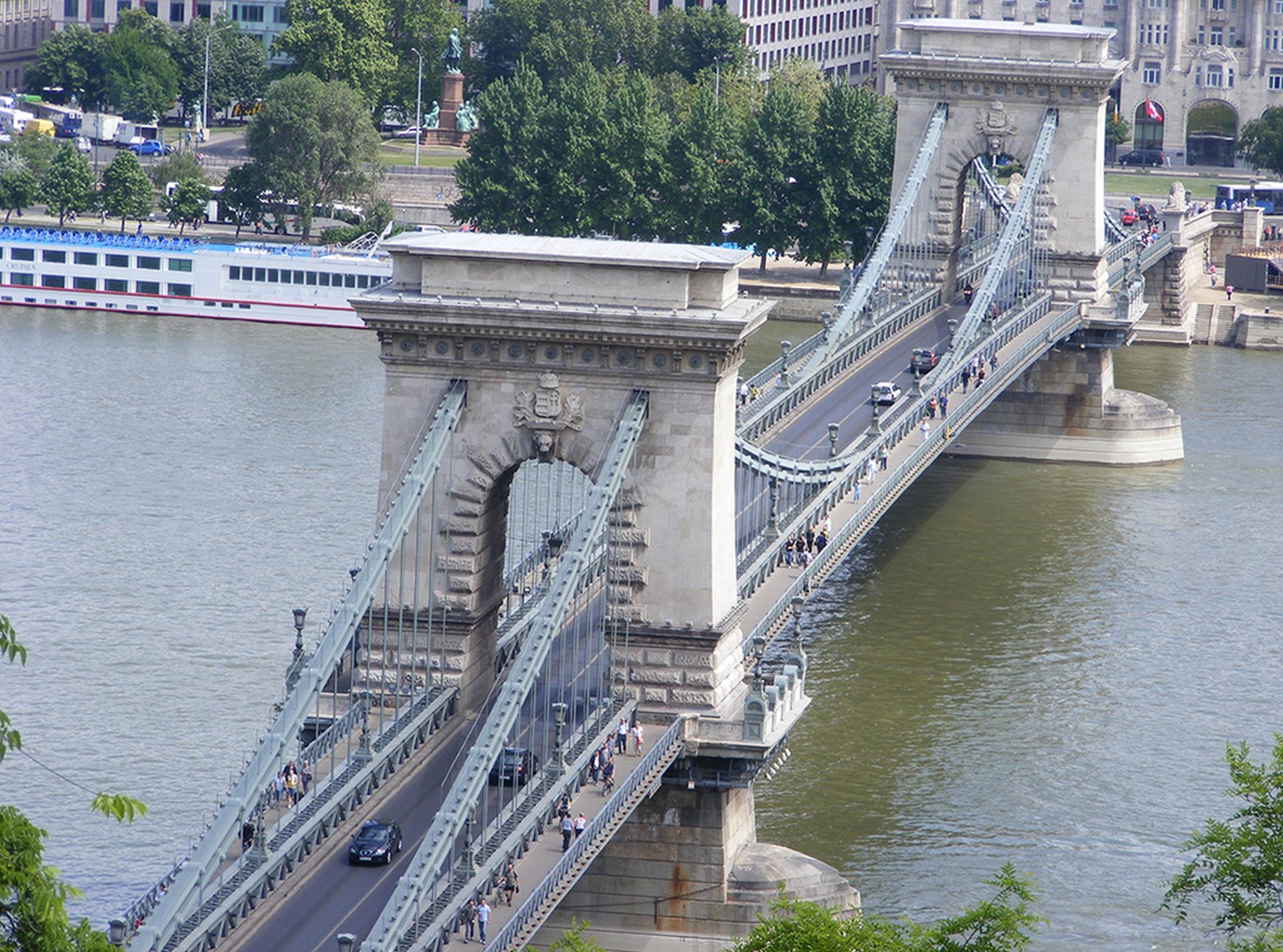 Gran Tour de La Ciudad con Parlamento - Alojamientos en Budapest