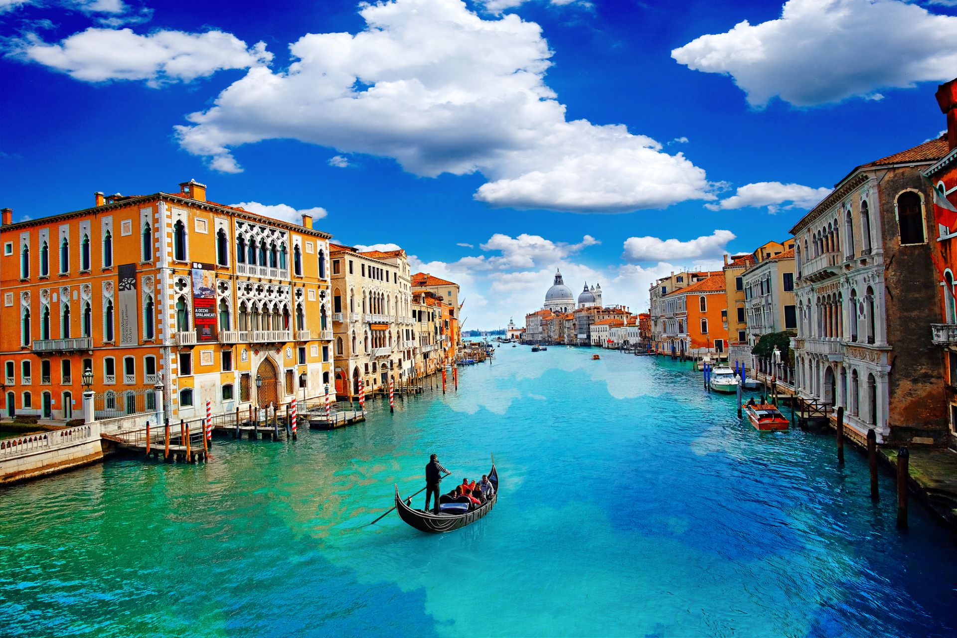 Navegación Veneciana y Gran Canal en Góndola - Alojamientos en Venecia