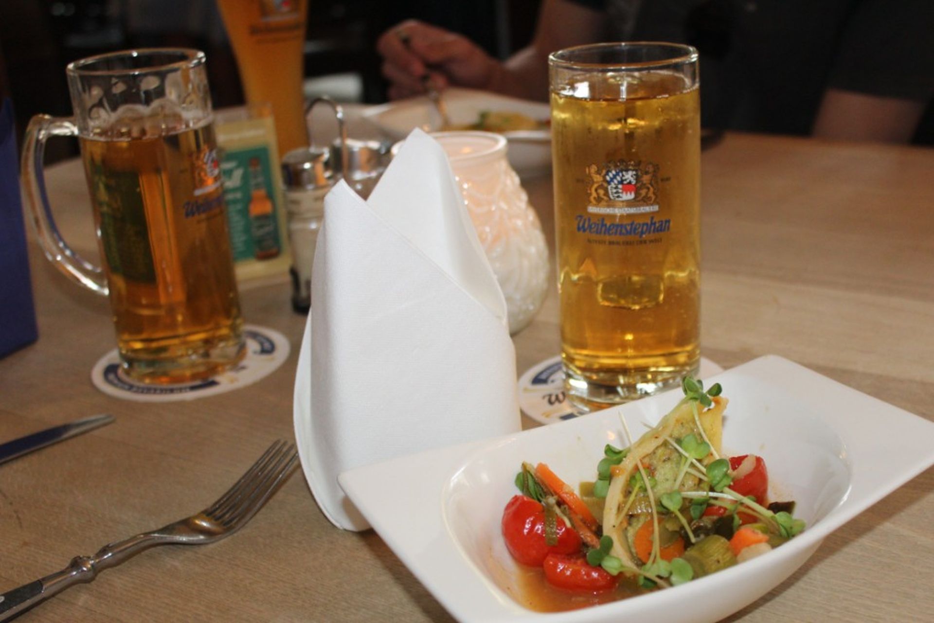 Berlin Food Crawl Tour, a Culinary Stroll in Small Group - Alojamientos en Berlín