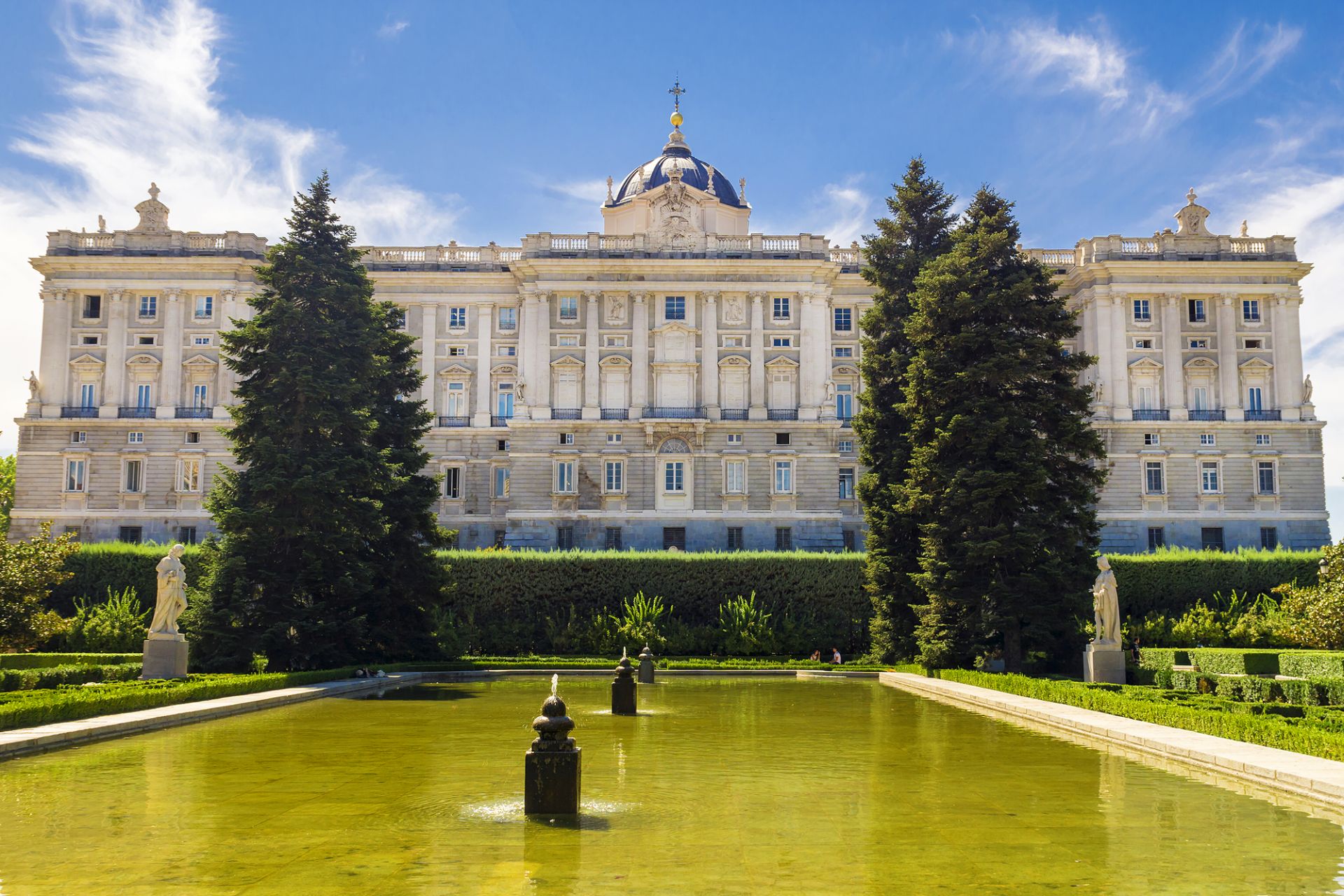 Historic Madrid Walking Tour & Royal Palace - Alojamientos en Madrid