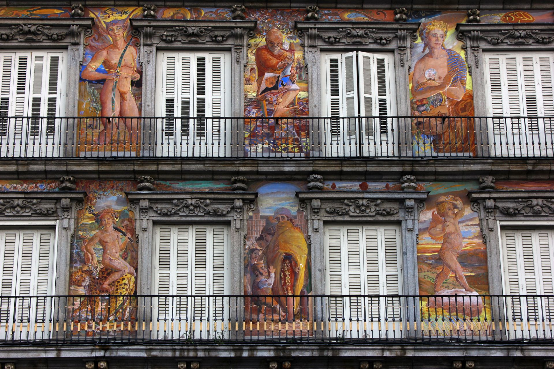 Paseo a Pie por el Madrid Histórico y Museo del Prado - Alojamientos en Madrid