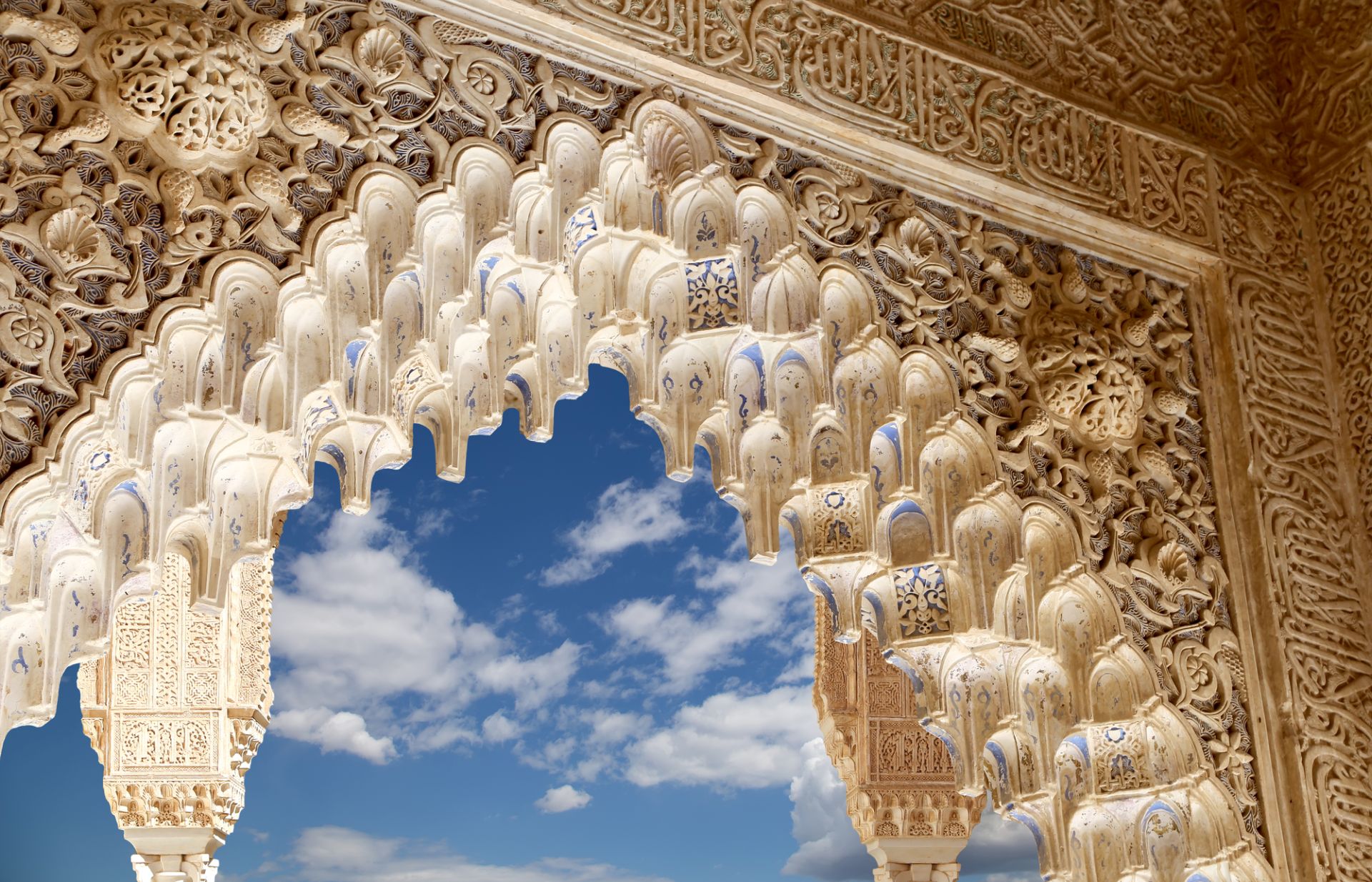 Alhambra Visita Guiada con Transporte - Alojamientos en Sevilla